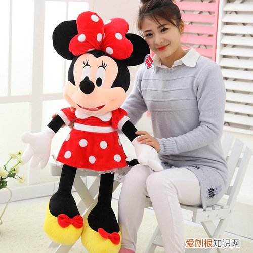 婚床上为什么要摆压床娃娃？压床娃娃用完怎么处理