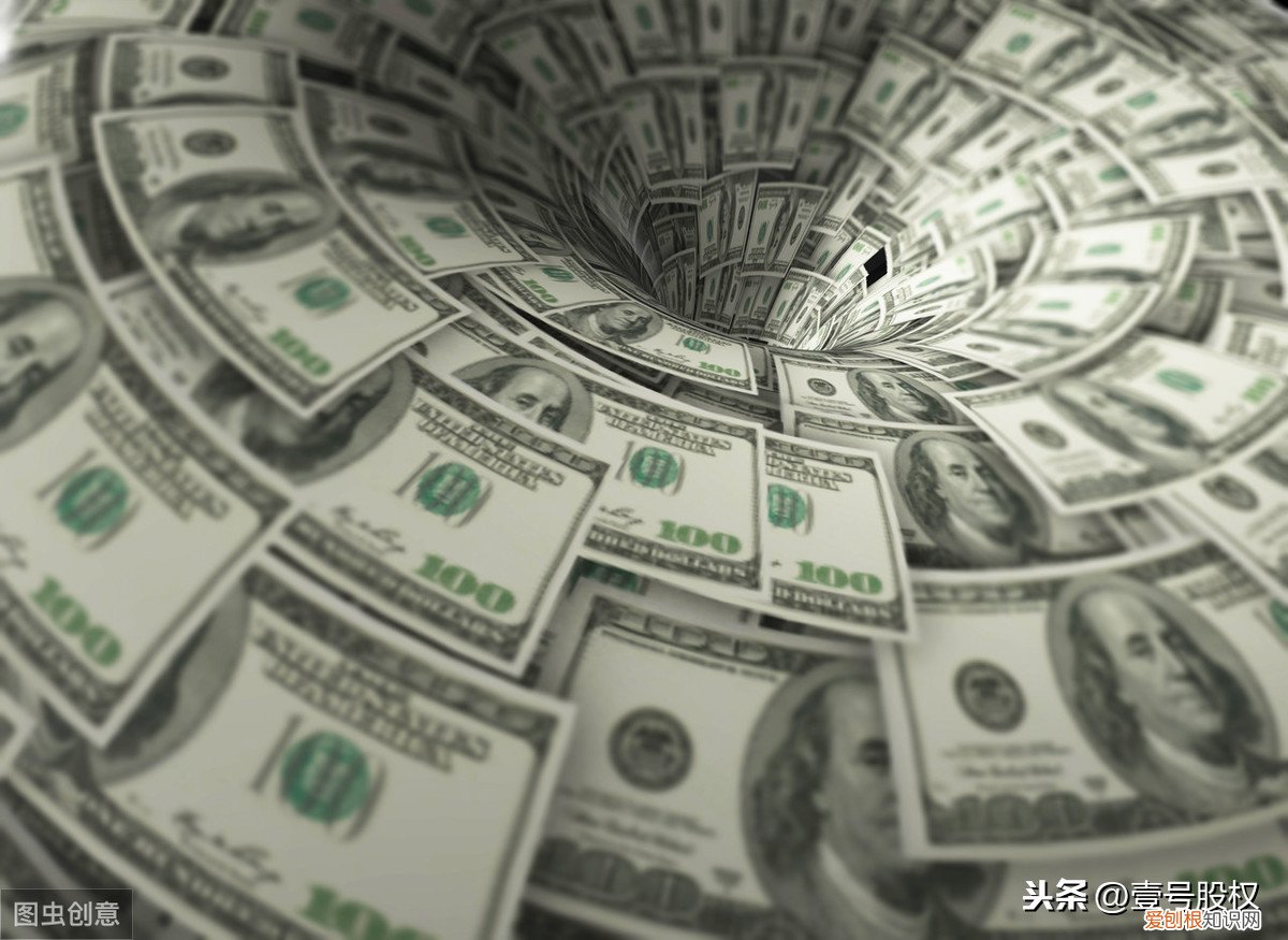 布雷顿森林体系崩溃的原因