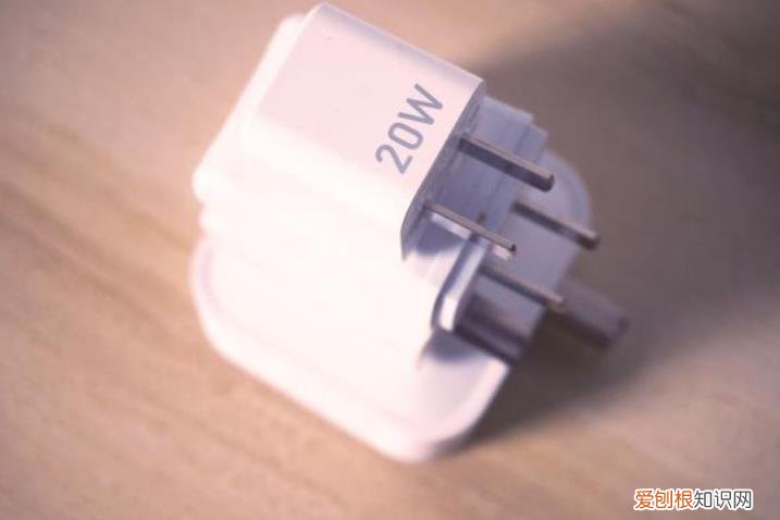 苹果13是双卡双待手机吗？iPhone13很香，但也有几大缺点