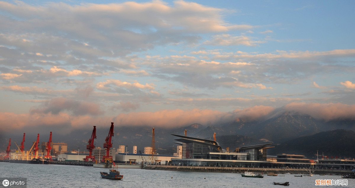 连云港是哪个省？连云港，江苏省下辖地级市