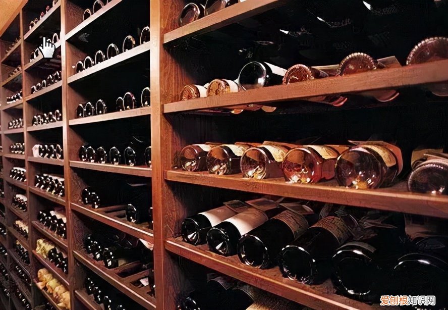 红酒有保质期吗?酿酒师给出明确答复后,茅塞顿开