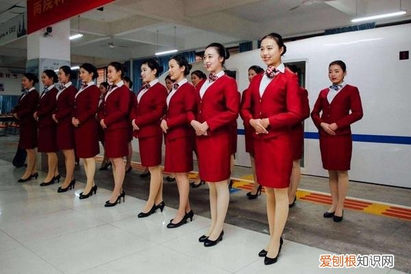 高铁提前多久检票？多数是提前15分钟检票