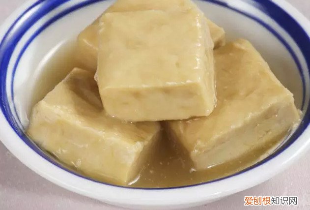 老八吃屎原视频真的假的?吃假粑粑导致账号被封