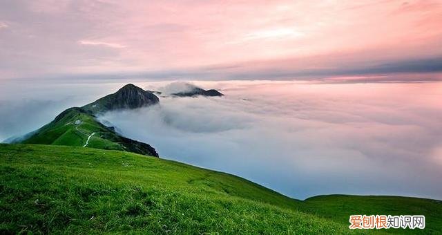 武功山在哪里?位于中国江西省中西部