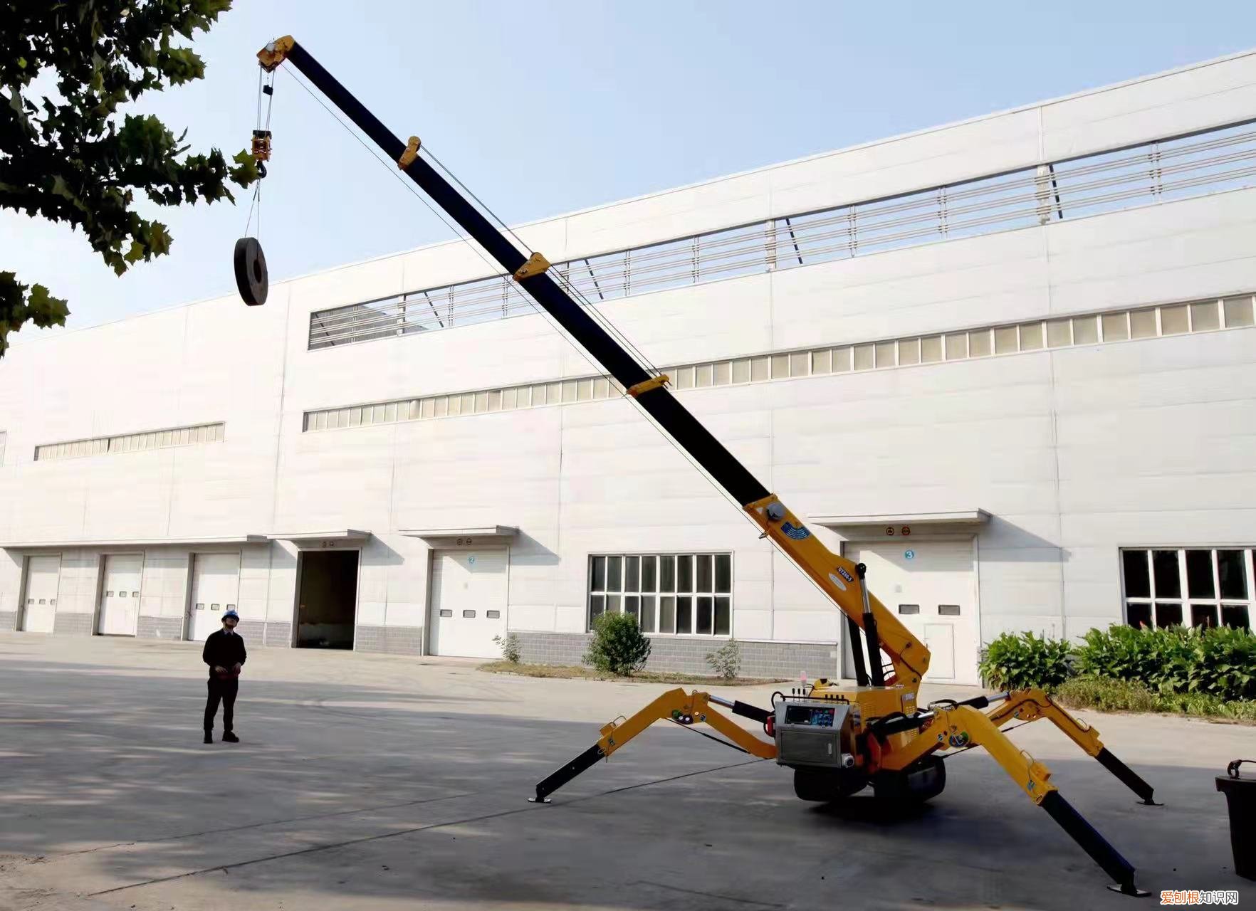 蜘蛛起重机多少钱？便宜的只需要2万多元