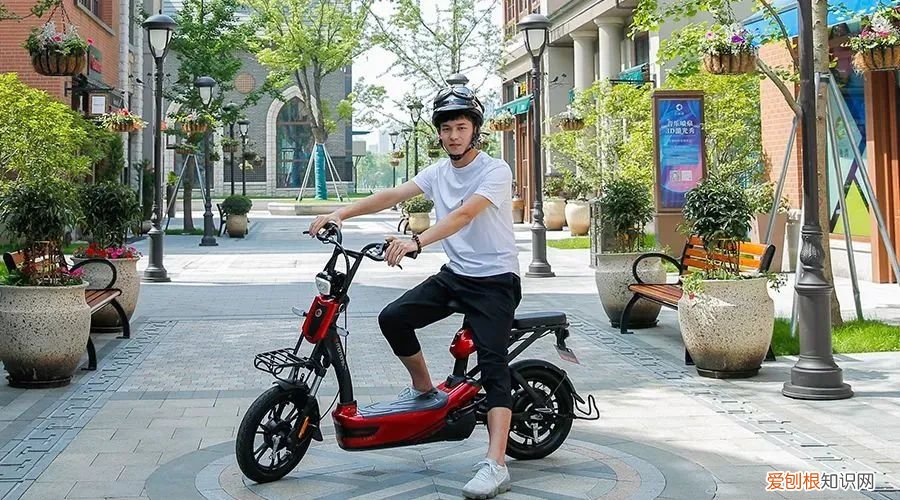 怎么选更合适？带你全面了解 锂电池和铅酸电池哪个好