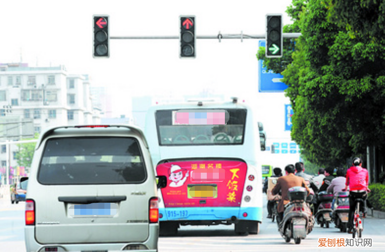 闯红灯几天可以查到违章信息?看看警官怎么说