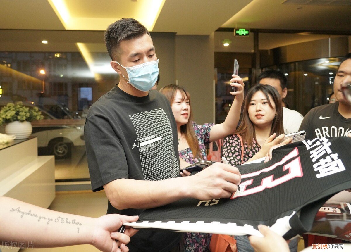 正儿八经的叔侄关系 郭艾伦和郭士强是什么关系