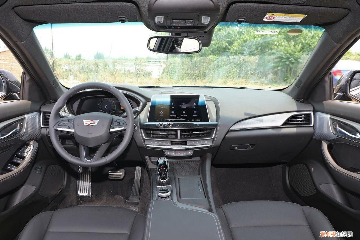 适合年轻人的B级豪车，价格厚道 凯迪拉克ct5最新价格2022