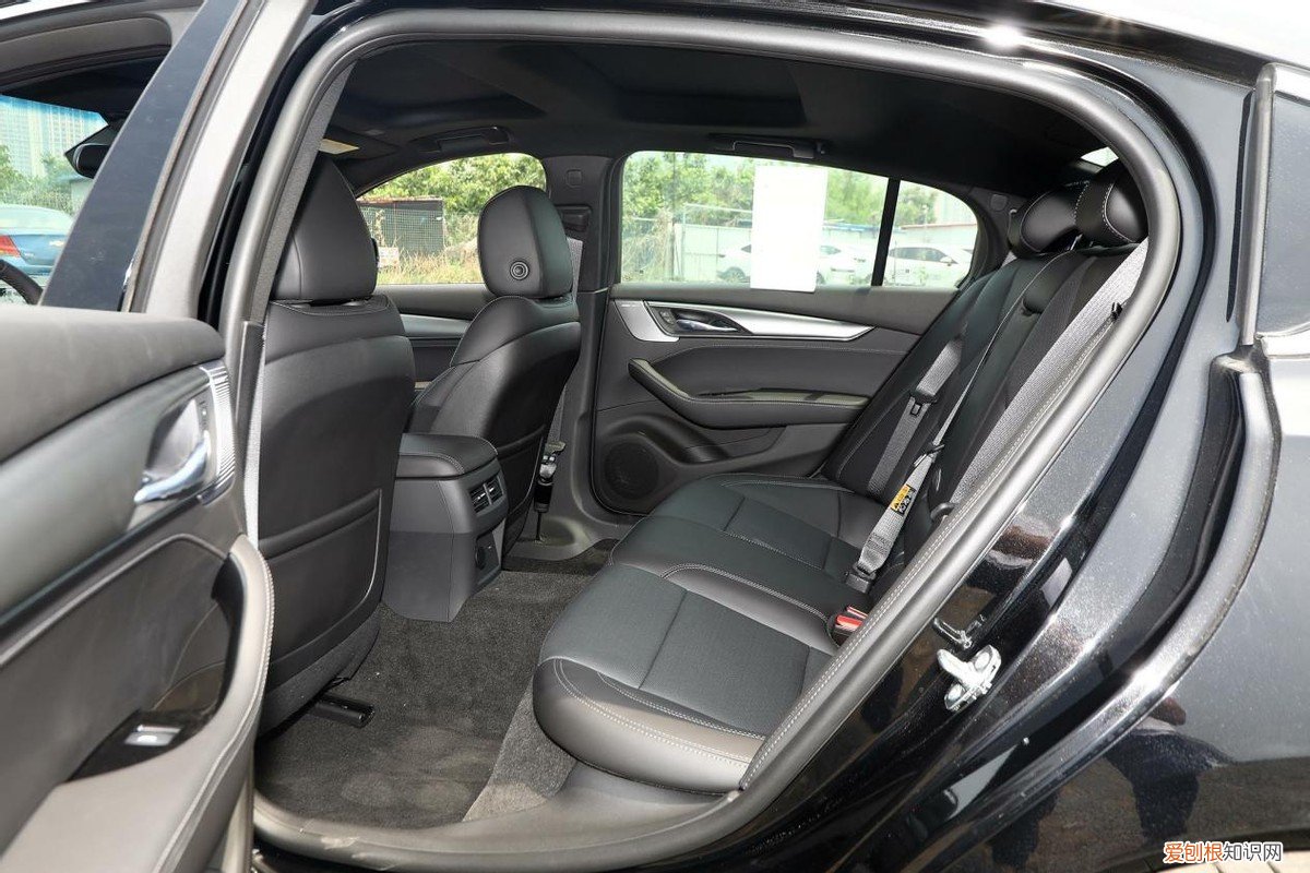 适合年轻人的B级豪车，价格厚道 凯迪拉克ct5最新价格2022