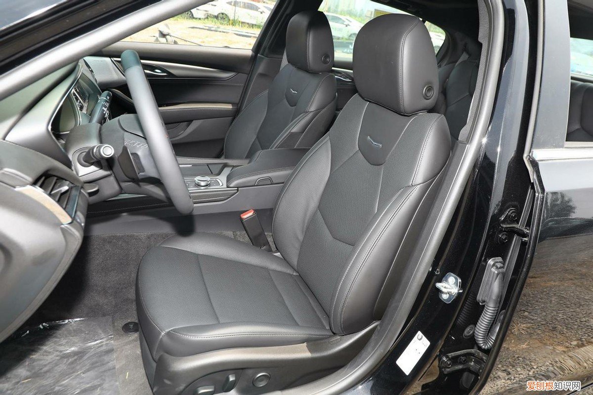 适合年轻人的B级豪车，价格厚道 凯迪拉克ct5最新价格2022