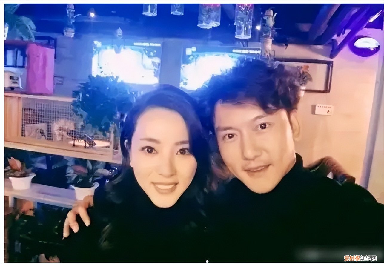 三年生两个娃，风光的背后有泪水 李思思的个人资料简介