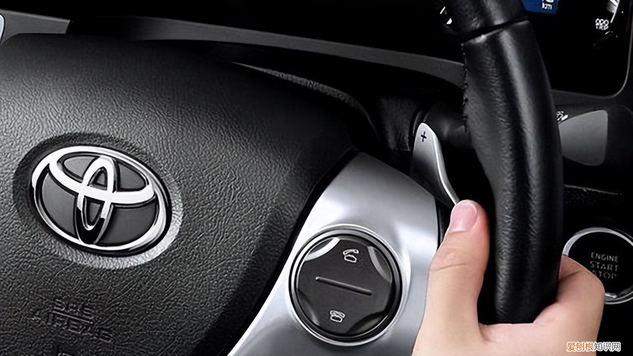 换挡拨片是干什么用的？换挡拨片的作用是什么