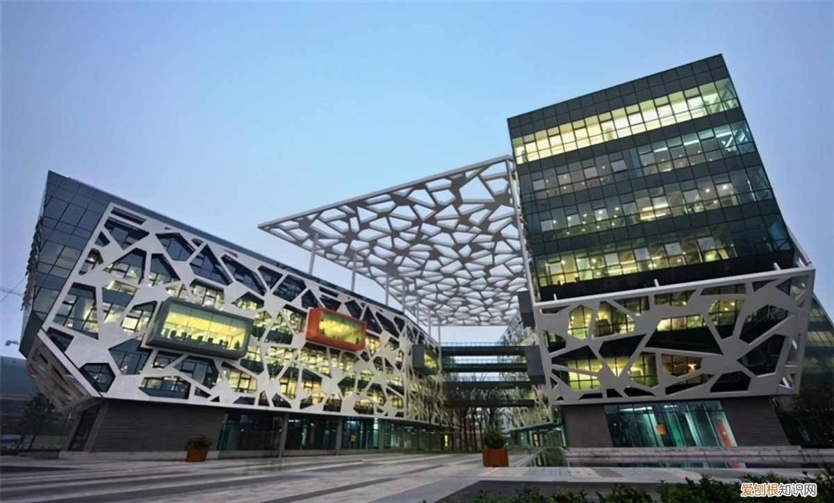 马云为何突然跌落神坛 马云怎么了出什么事情了