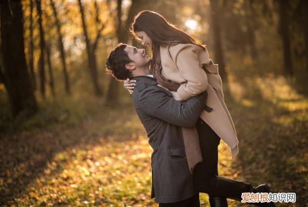 女人隐私故意给男生看说明什么?意味着她对你着迷了