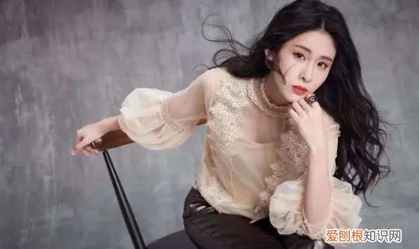 华晨宇的家世关系 华晨宇的爸爸是谁