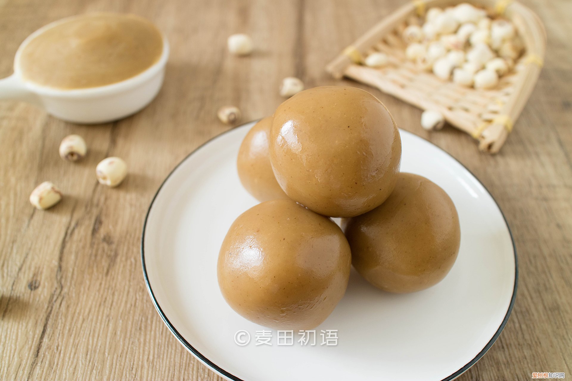 原料简单很容易学会 莲蓉馅是什么材料做的