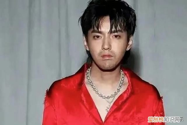 吴亦凡看守所天天哭 吴亦凡判多少年确定了吗