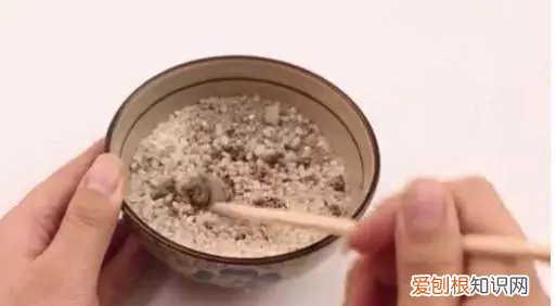 把它放家里，老鼠来一个死一个 家里放一物绝对没老鼠