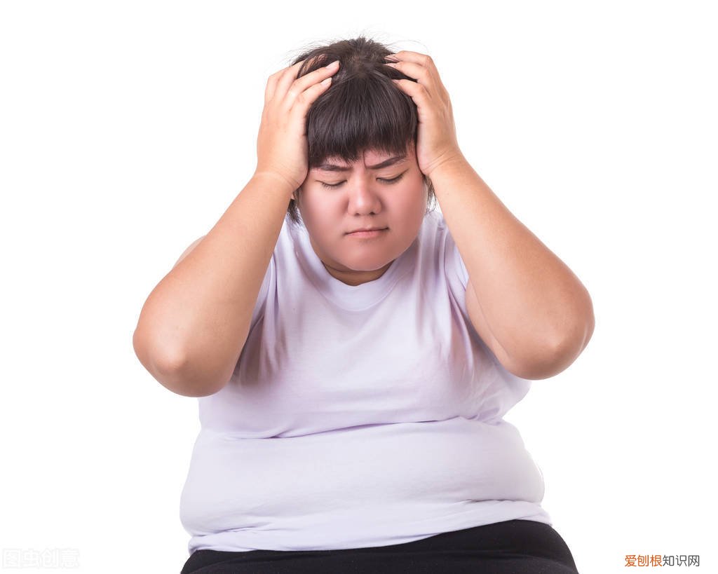 这3个方法，6个动作让你甩掉大肚腩 肚子大怎么减掉大肚子