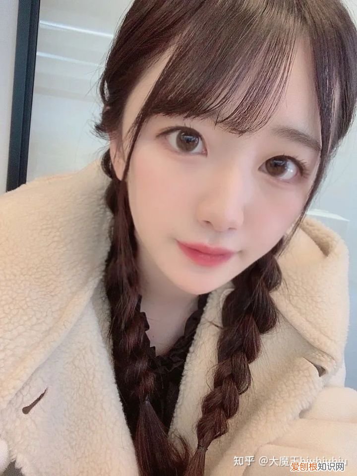 条件优秀但依然是不温不火 小花暖怎么样？