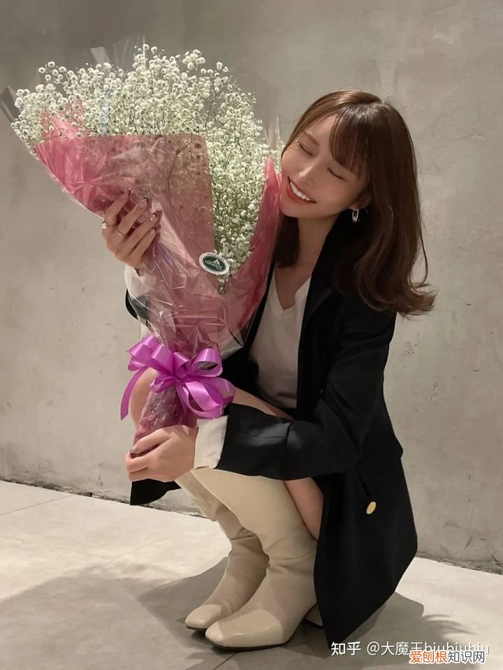 条件优秀但依然是不温不火 小花暖怎么样?