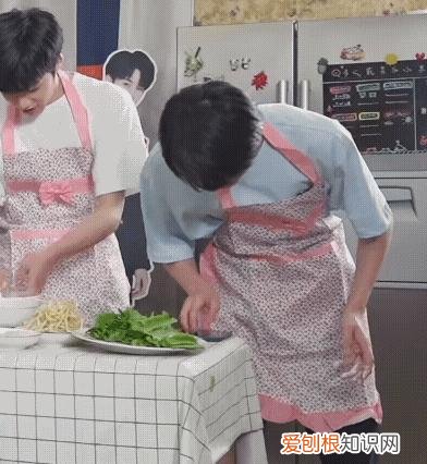 刘耀文宋亚轩是真的情侣吗 文轩是真的吗