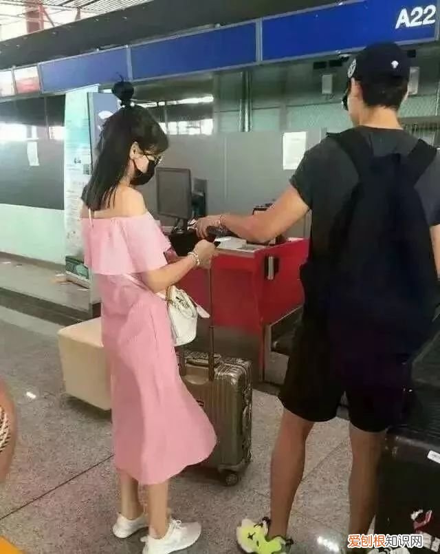 魏晨老婆是谁？魏晨老婆是初恋吗