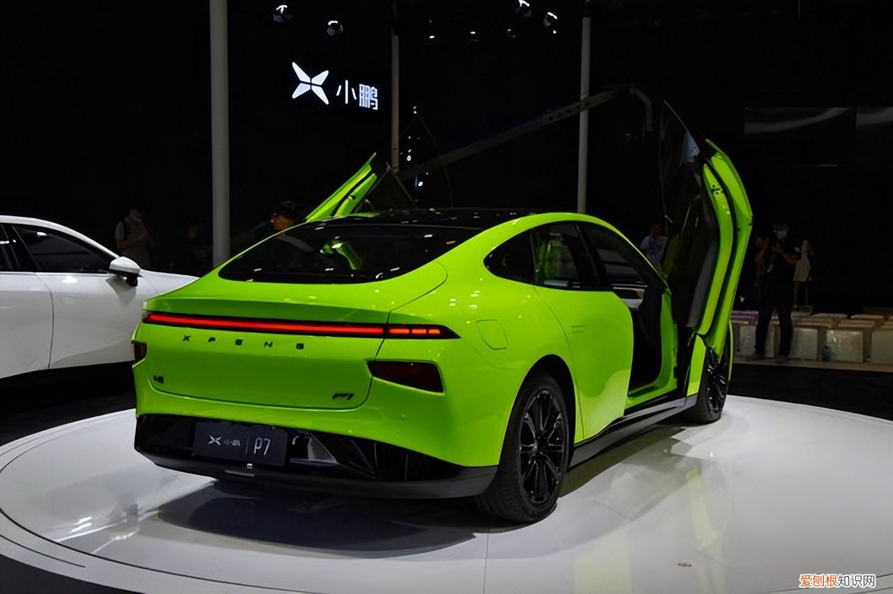 430马力4.3s破百 小鹏P7电动汽车价格及图片