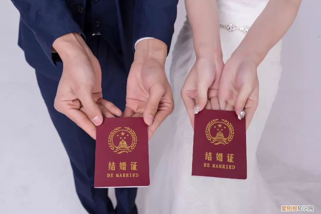 领结婚证需要准备什么资料什么证件？附：结婚证办理流程指南
