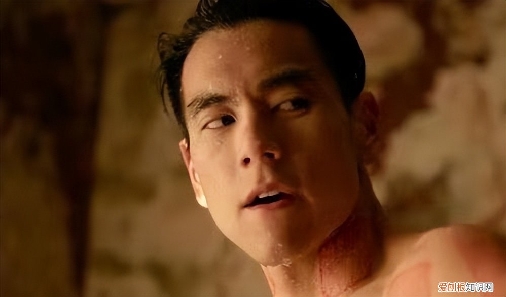 看懂的一定知道这部戏的悲壮 邪不压正剧情解析