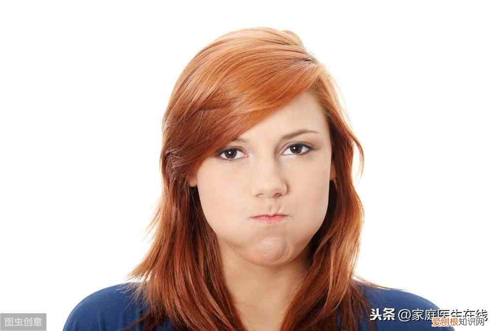 总是打嗝是怎么回事 打嗝是什么原因引起的