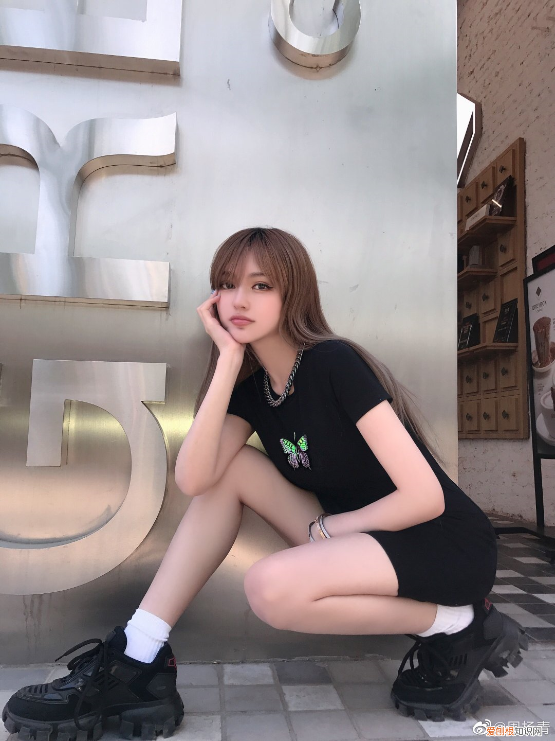 周扬青的家世怎么样?周扬青住四合院家世惊人