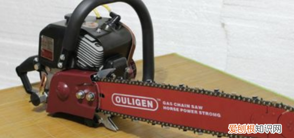 油锯使用方法，高枝油锯的使用方法及注意事项