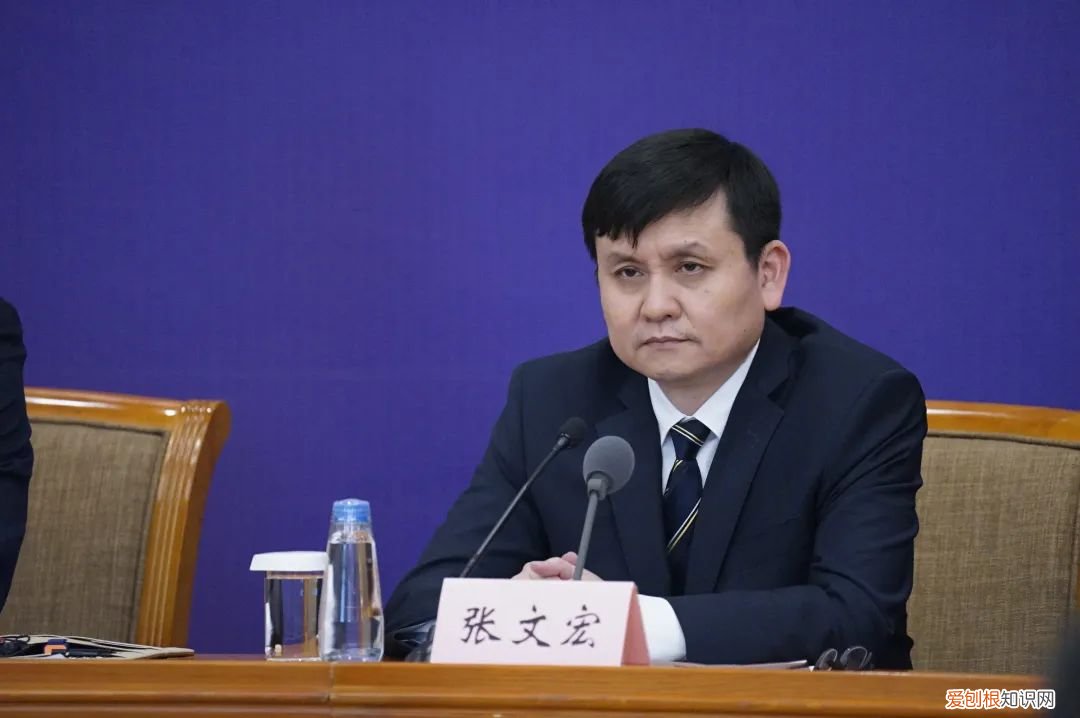 RUN了是什么梗？RUN在英语里,是跑路