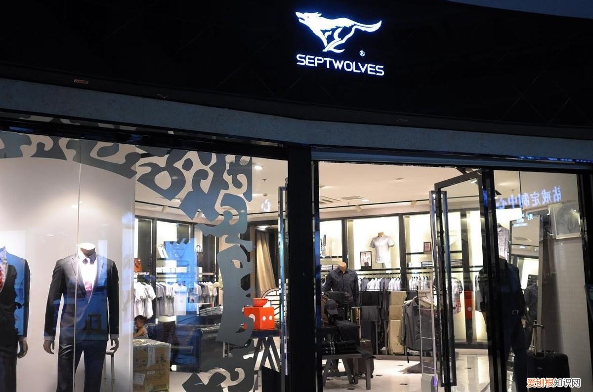 哪个牌子的年轻人牛仔裤好 哪个牌子的牛仔裤好