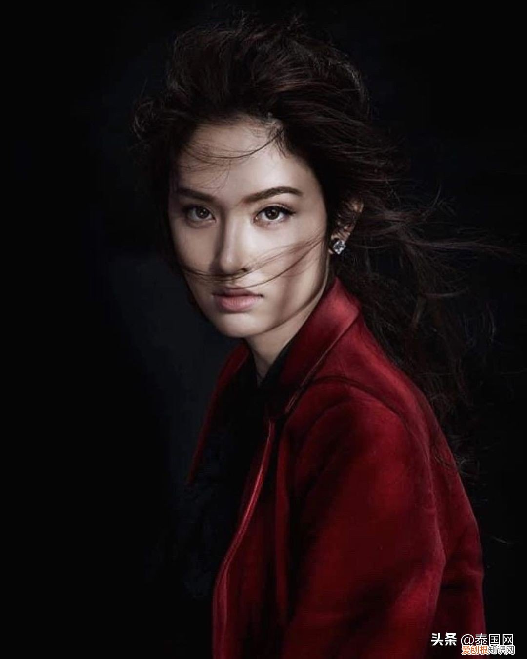 poyd宝儿还是男儿身吗？她比真正的女人还美