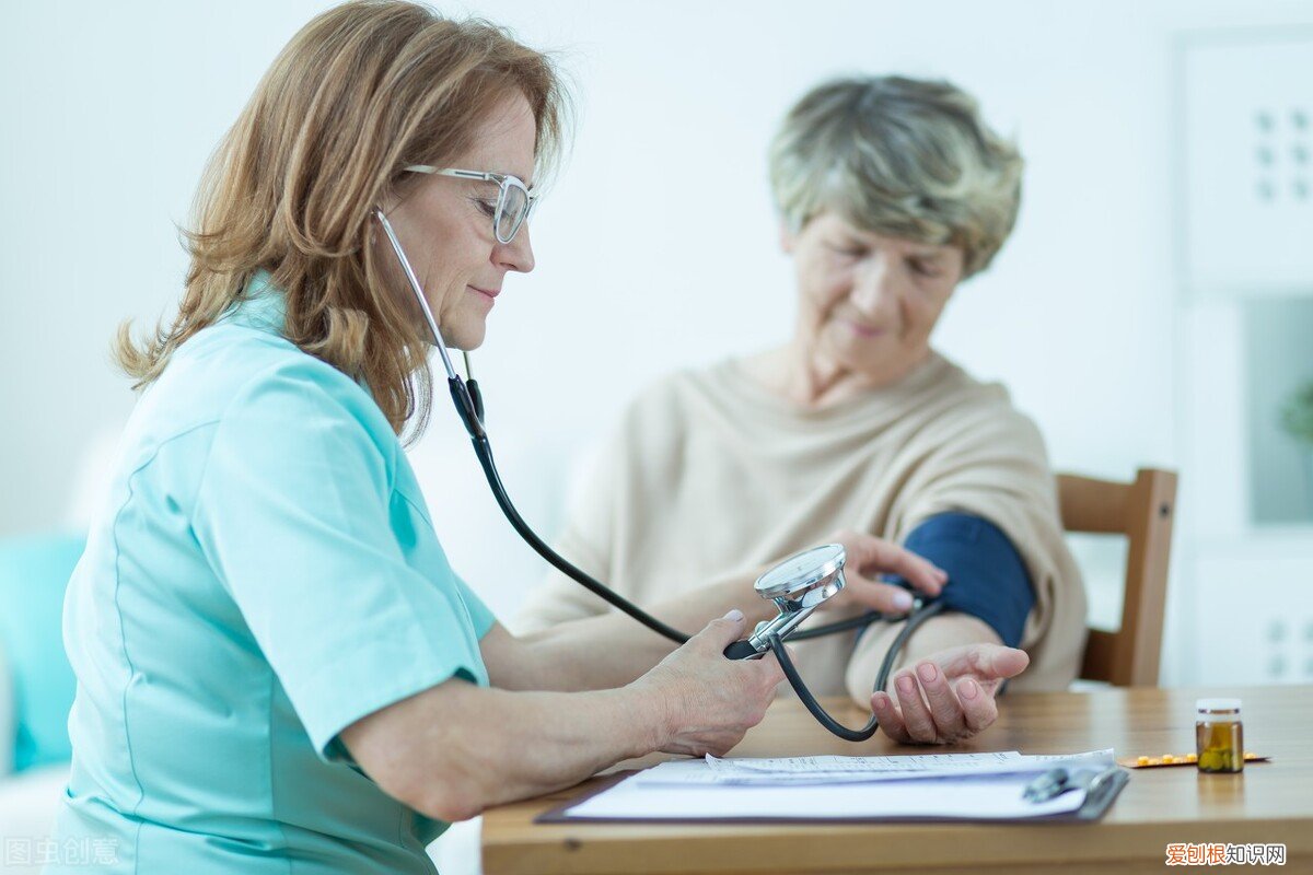 教你三招,翠绿好吃又不苦 苦瓜怎么炒好吃又不苦