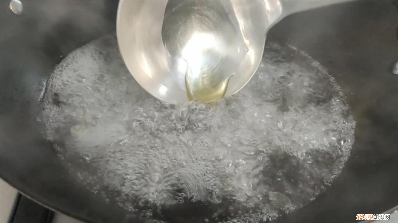 教你三招,翠绿好吃又不苦 苦瓜怎么炒好吃又不苦