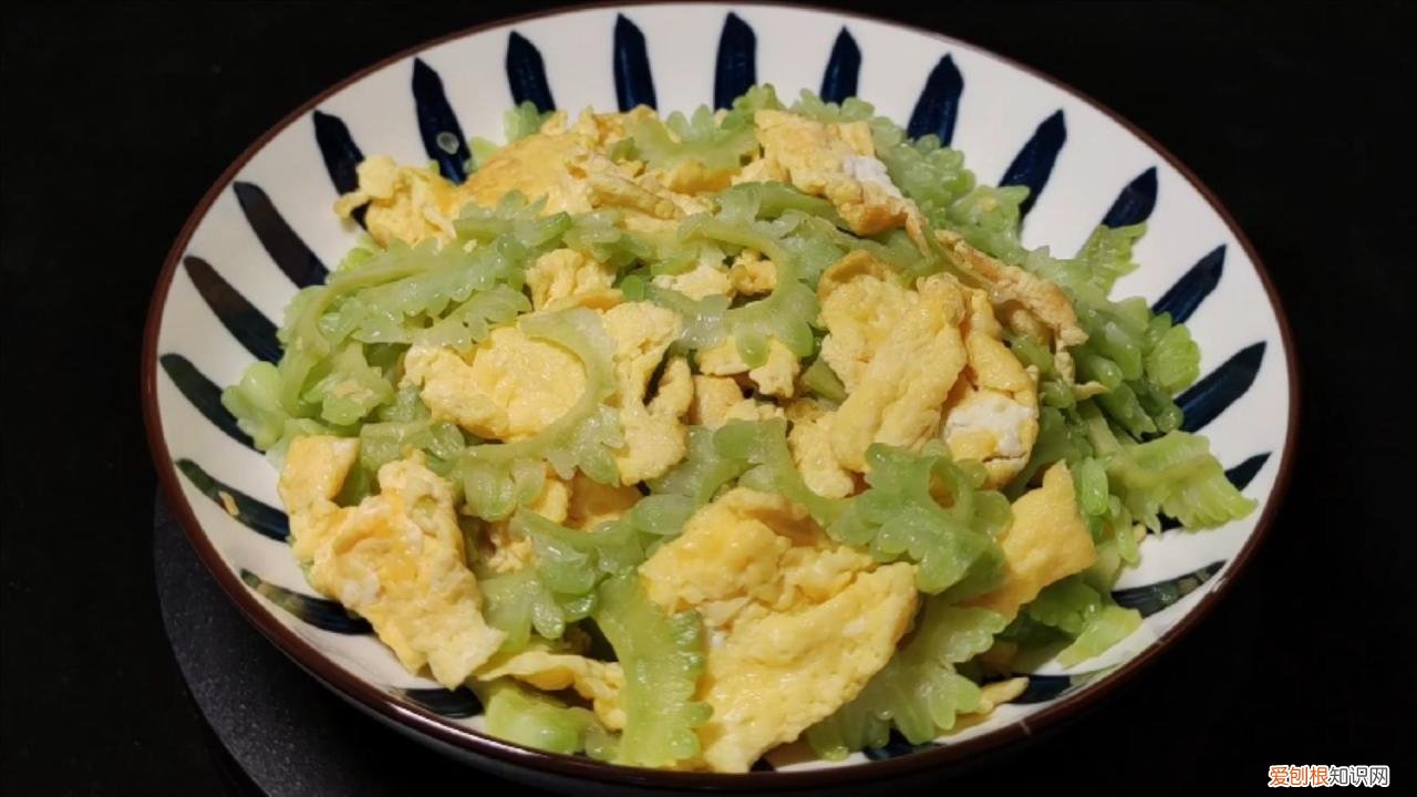 教你三招,翠绿好吃又不苦 苦瓜怎么炒好吃又不苦