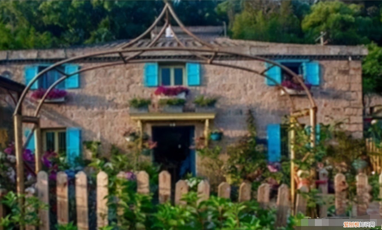 李子柒家到底住在哪里？李子柒“豪宅”全景曝光