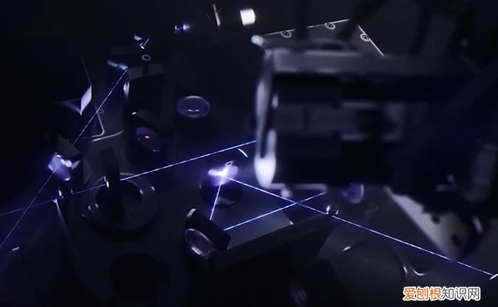 被卡脖子的光刻机，到底厉害在哪里? 光刻机是干什么用的