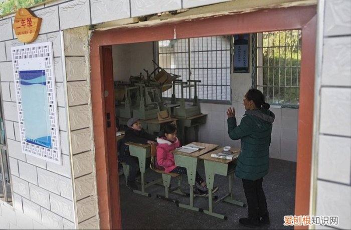 骰子shai还是tou怎么读？是读作“tóu zi”