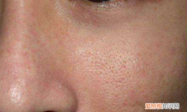 毛孔太大怎么化妆遮瑕，毛孔粗大怎么化妆不卡粉