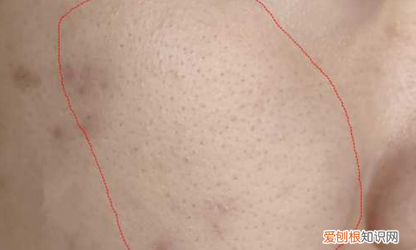 毛孔太大怎么化妆遮瑕，毛孔粗大怎么化妆不卡粉