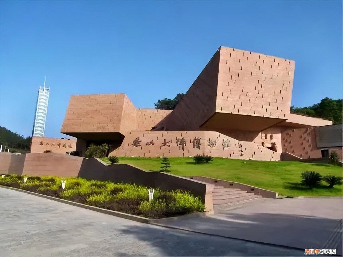 一日游最佳线路 乐山大佛旅游攻略路线