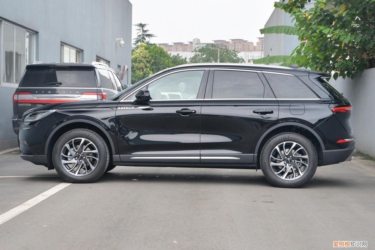 林肯冒险家多少钱落地?售价区间为24.68-34.58万元
