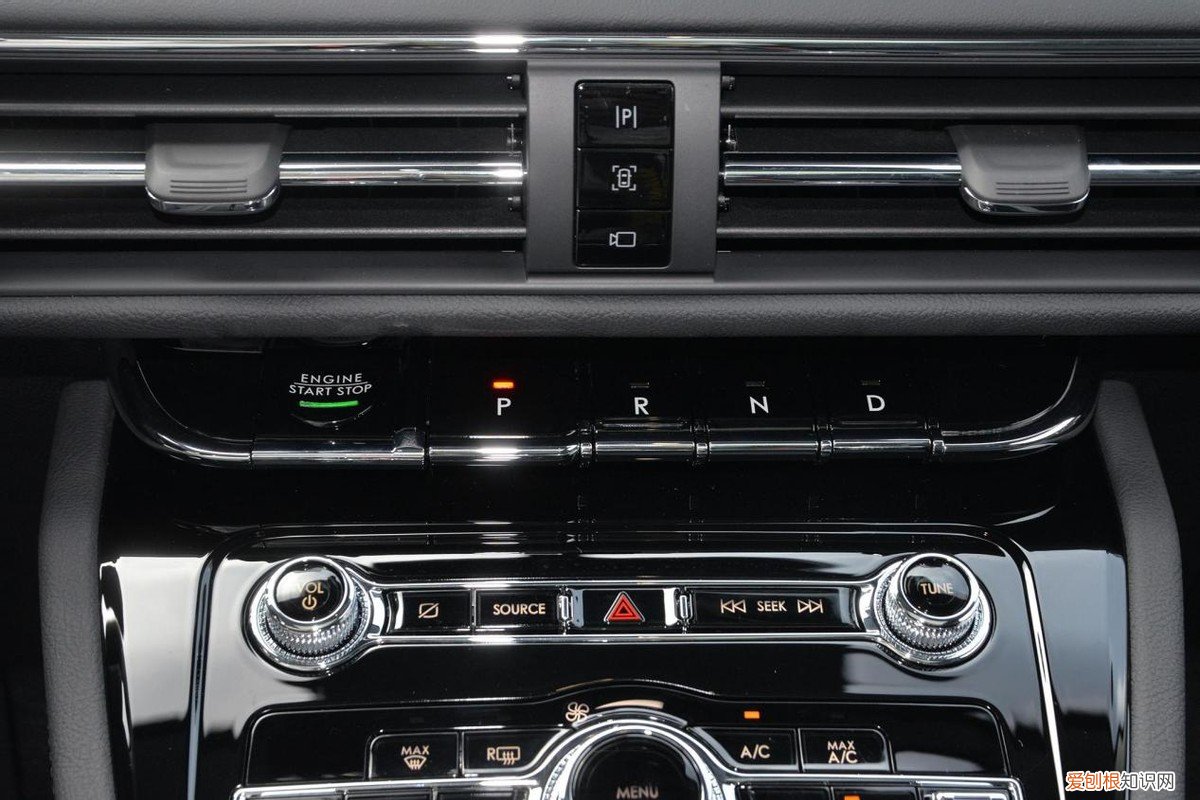 林肯冒险家多少钱落地?售价区间为24.68-34.58万元