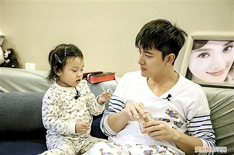 离婚后争议不断 李小璐事件来龙去脉