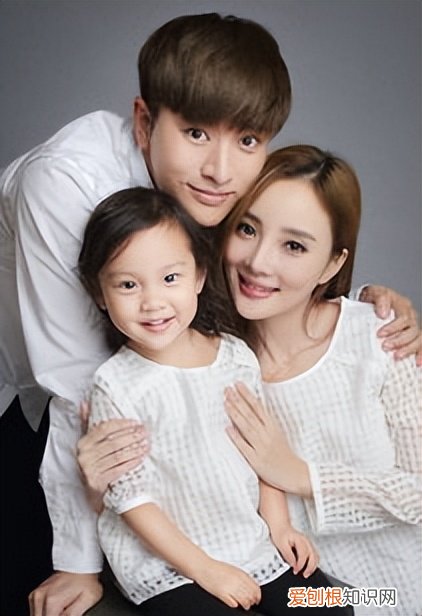 离婚后争议不断 李小璐事件来龙去脉